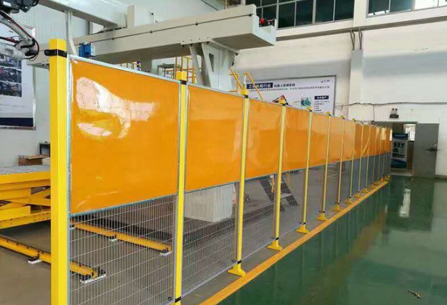 如何選擇車間安全防護(hù)圍欄？